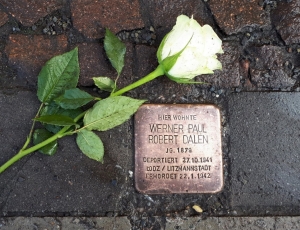 holocaustgedenk-e (2).jpg