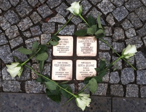 holocaustgedenk-g (2).jpg